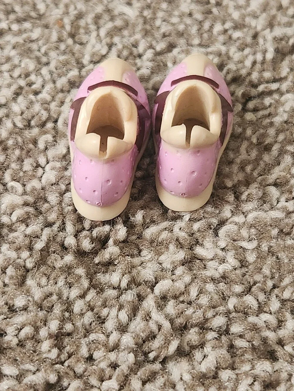 Barbie Kennedy 2006 My Scene Teen Tees Sneakers Athletic Shoes Pink Faux Laces